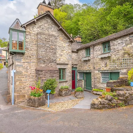 Ferienhaus The At Brantwood, 4 Bedroom House With Views And Access *